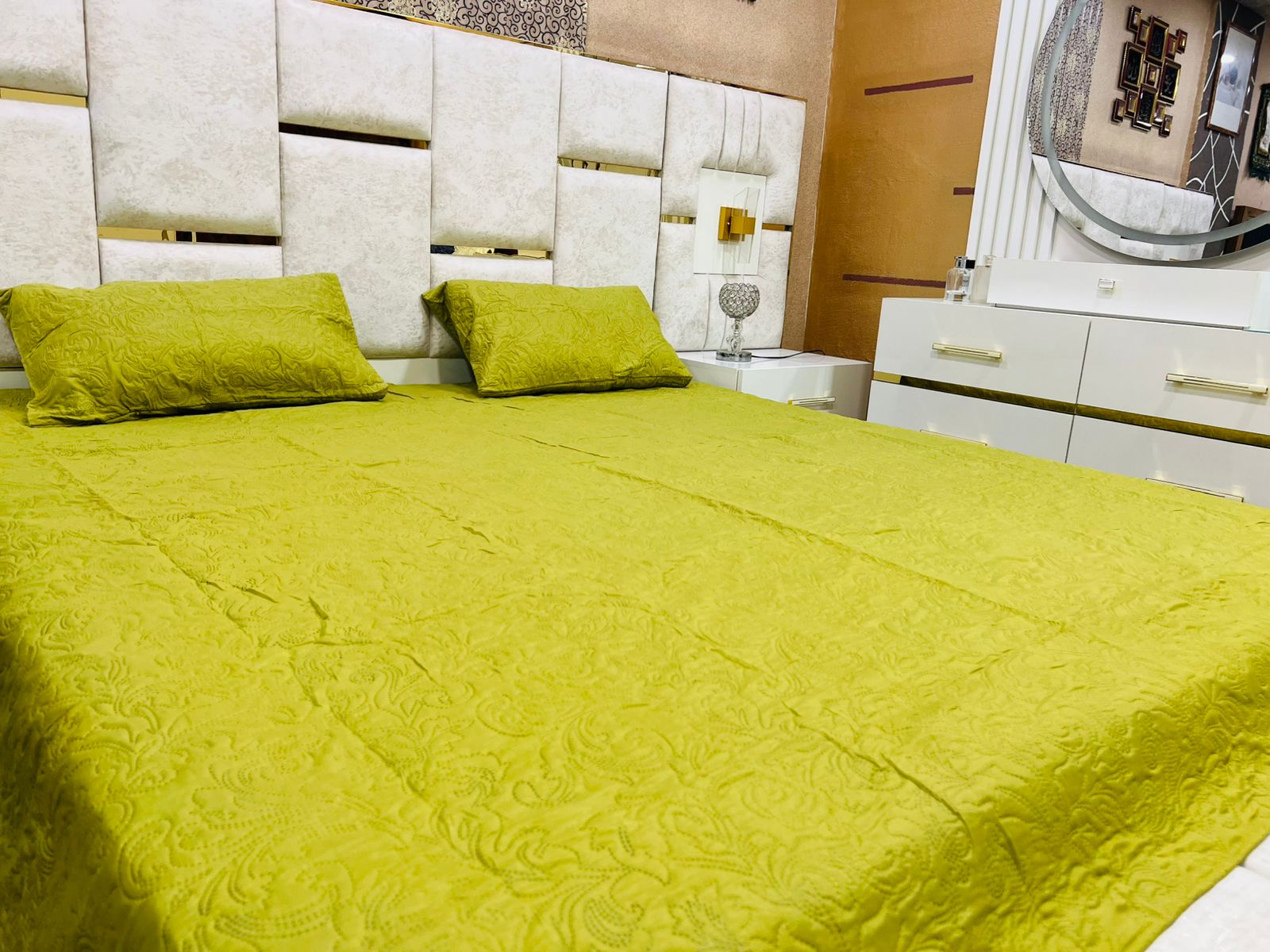 Luxury Bed Sheet